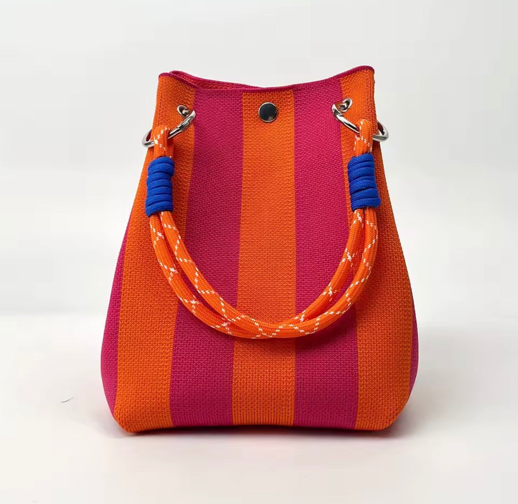 Bucket bag